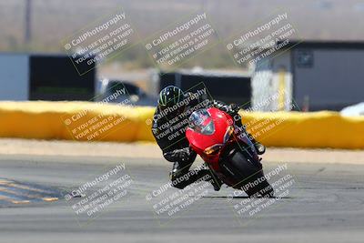 media/Mar-28-2022-Superbike Trackdays (Mon) [[b8603d0f67]]/Novice Group (1130am-12pm)/Turn 2/